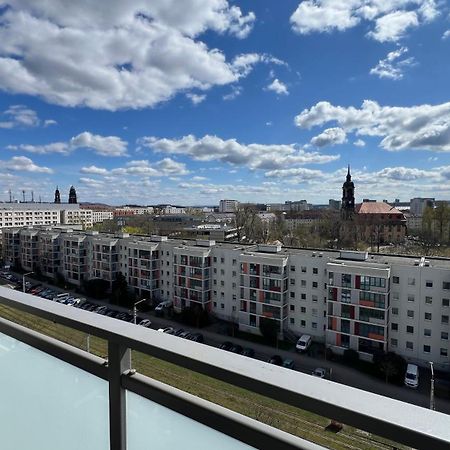 Apartment Mit Penthouse Charakter In Dresda Esterno foto