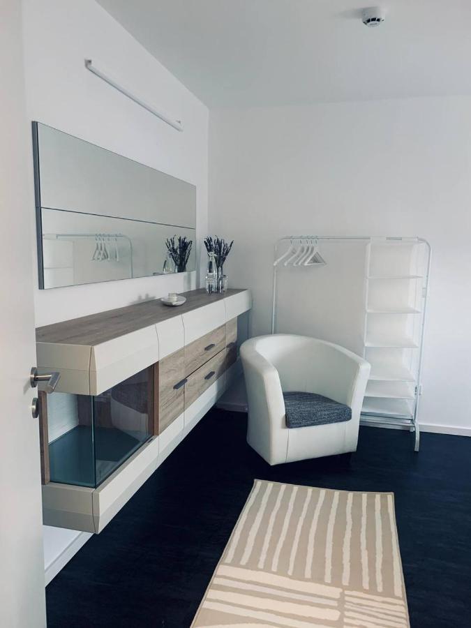 Apartment Mit Penthouse Charakter In Dresda Esterno foto