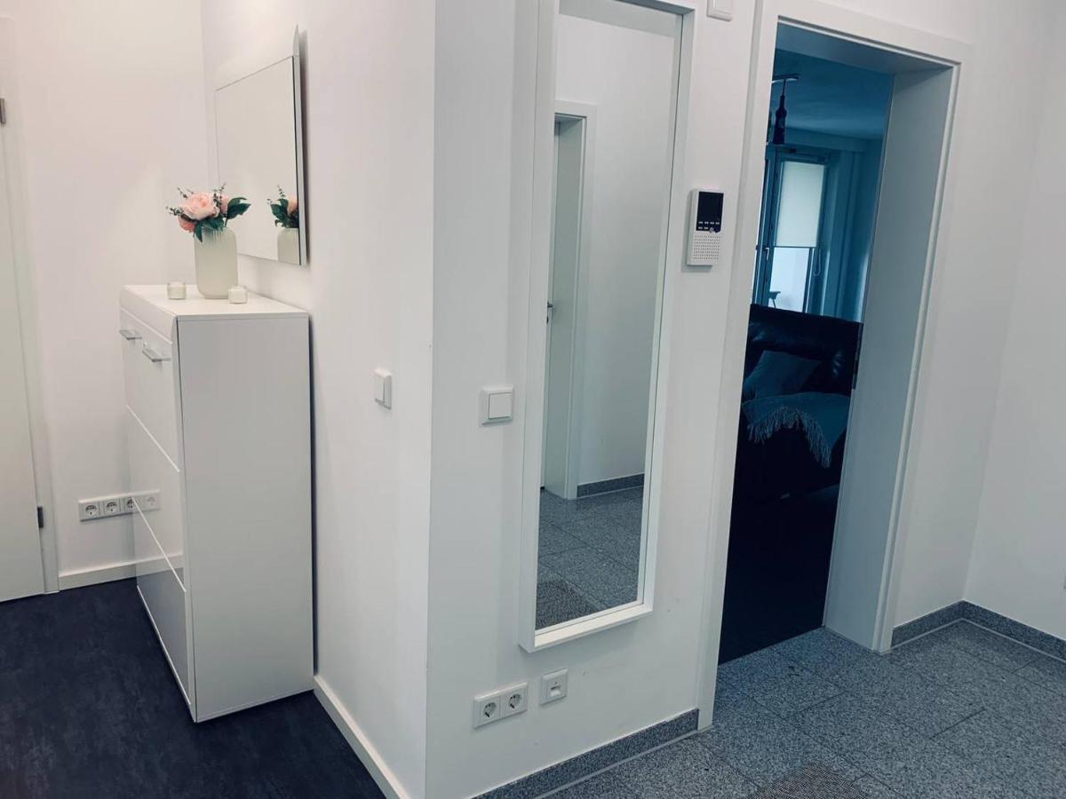 Apartment Mit Penthouse Charakter In Dresda Esterno foto